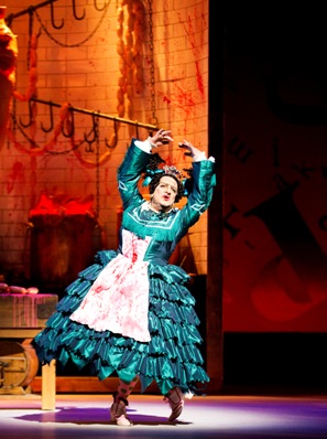 Simon Russell Beale as the Duchess in the Royal Ballet's Alice's Adventures in Wonderland