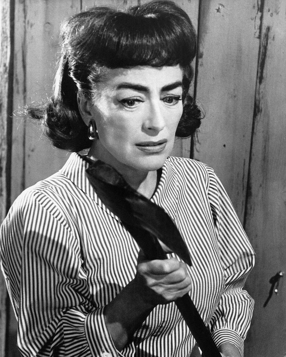 Joan Crawford in Strait-Jacket