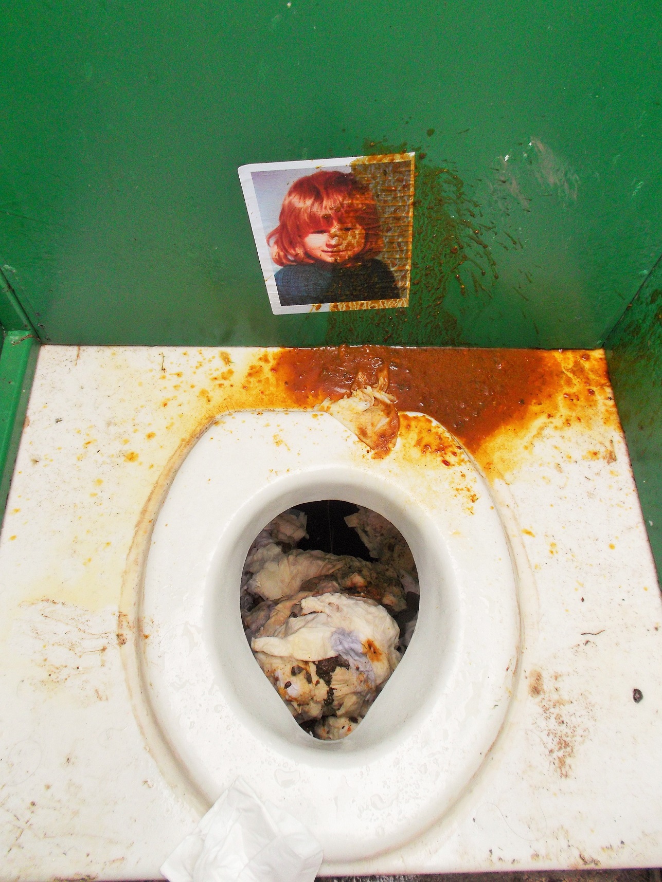 glasto poo