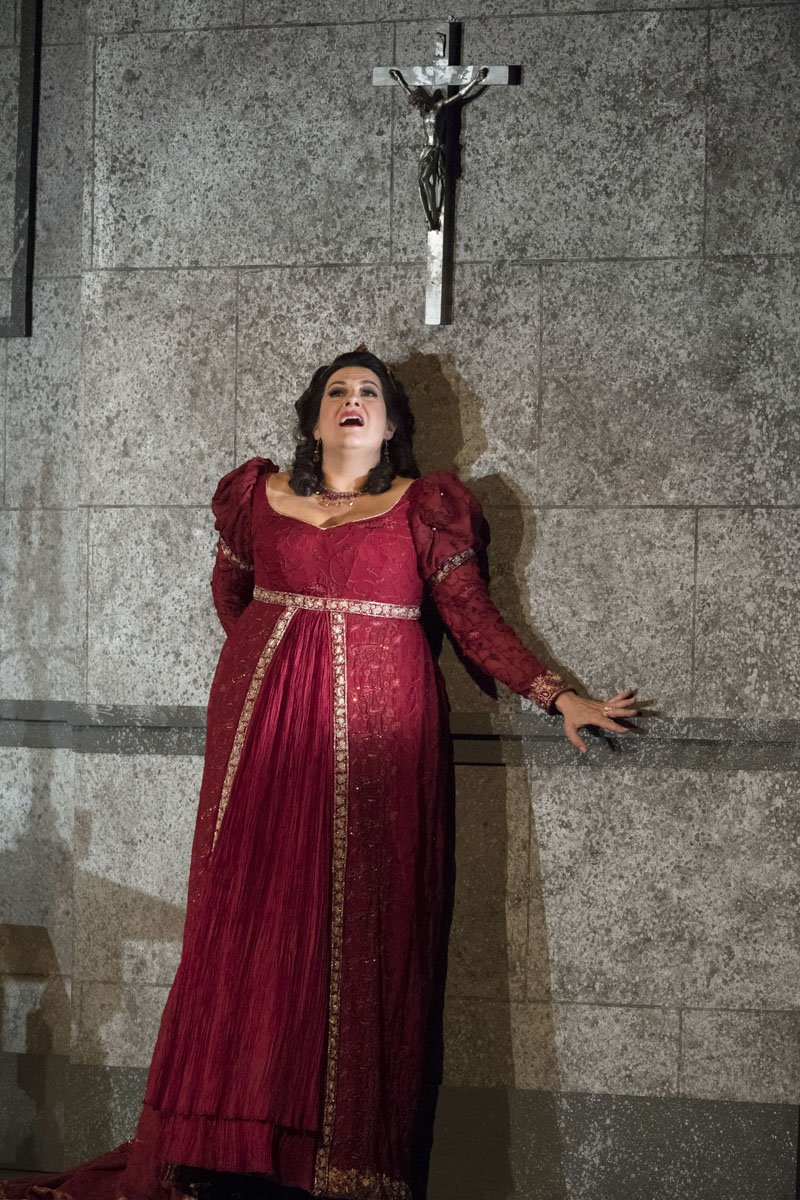 Claire Rutter in WNO's Tosca