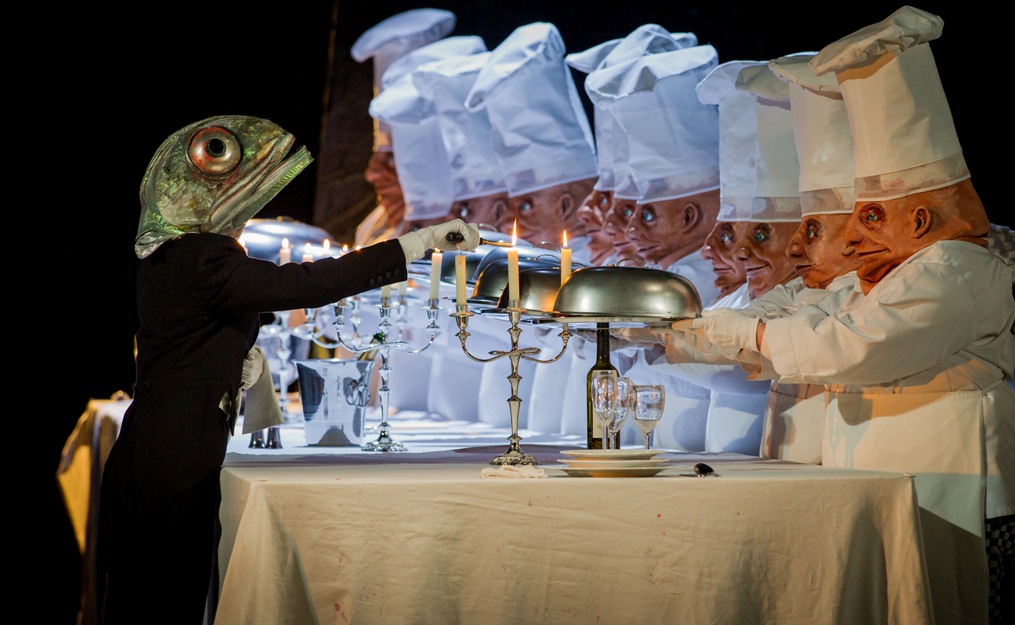 The dream banquet in Richard Jones's Hansel and Gretel 