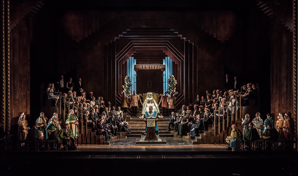 Final scene of Die Meistersinger in Royal Opera production
