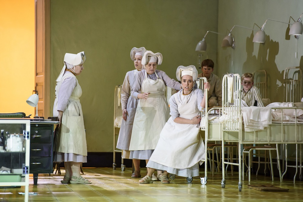 Scene from Royal Opera Suor Angelica