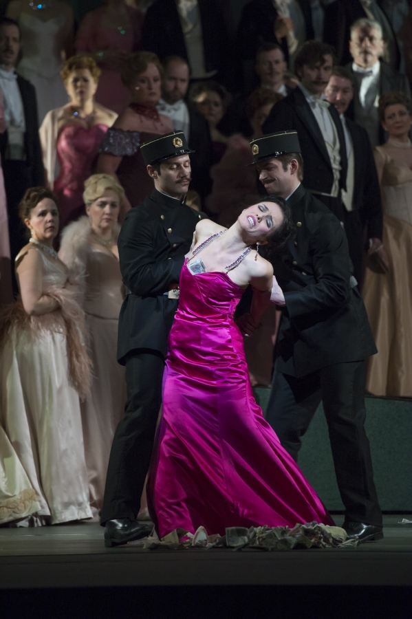 Ermenela Jaho as Manon photographed by Bill Cooper for the Royal Opera