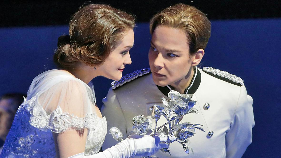 Elina Garanca and Erin Wall in Der Rosenkavalier