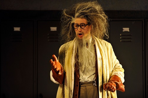 James Hall as a crazed chemistry teacher © Glyndebourne Productions Ltd. Photo: Robbie Jack