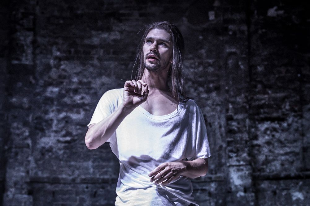 Ben Whishaw in Almeida Bakkhai