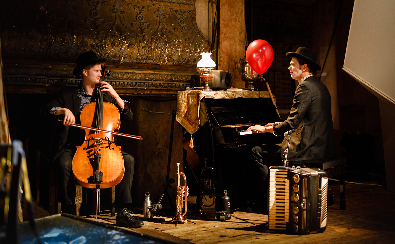 Musicians in The Flying Lovers of Vitebsk