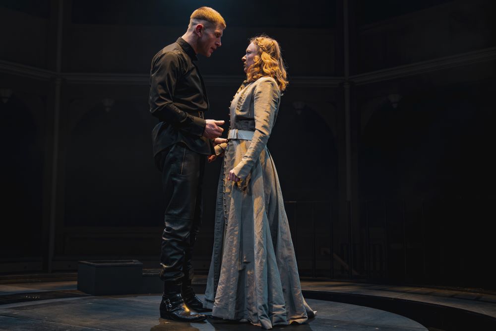 Kyle Rowe (L) and Tori Burgess in 'Richard, My Richard' at the Theatre Royal Bury St Edmunds