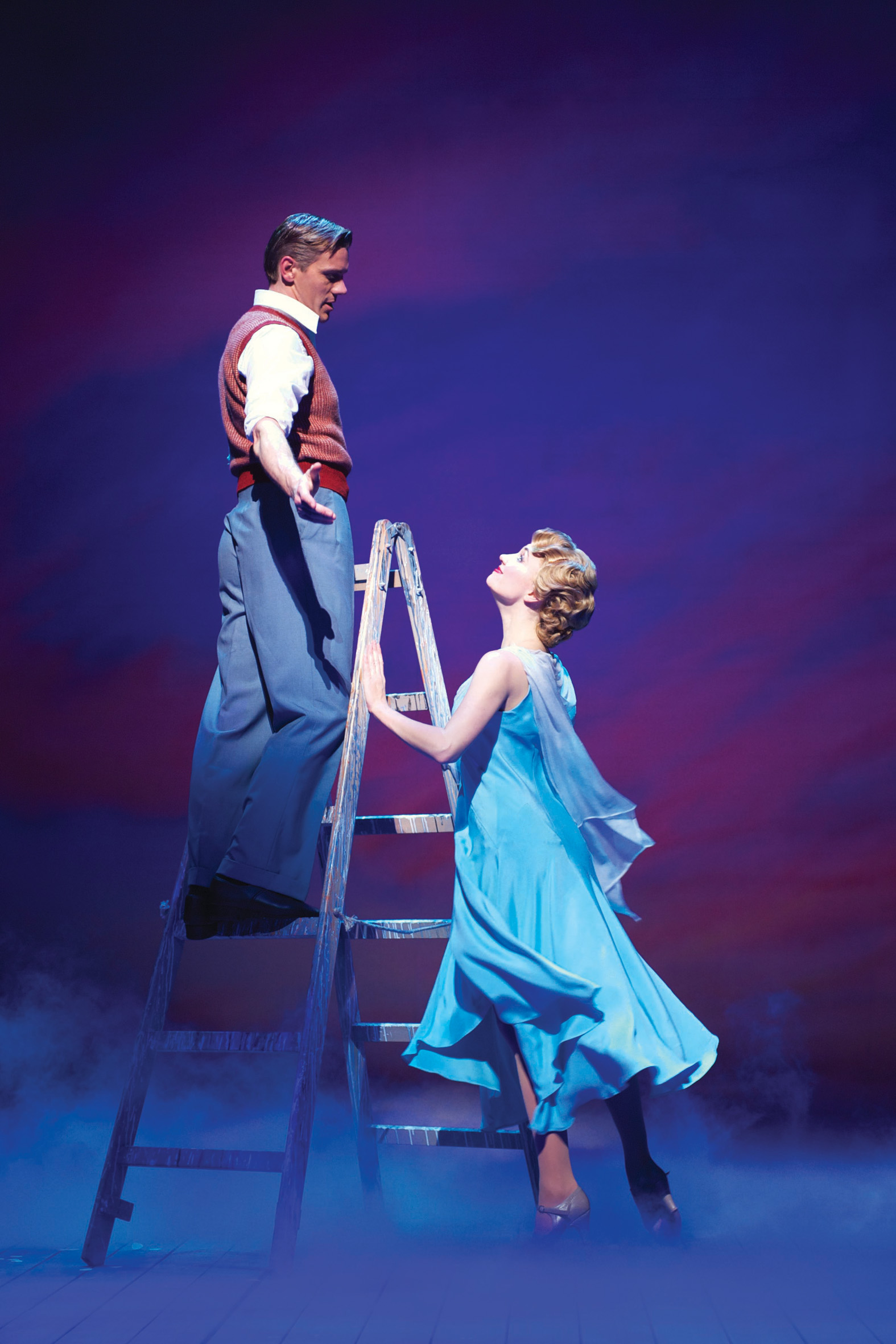 Adam Cooper and Scarlett Strallen in Singin' in the Rain