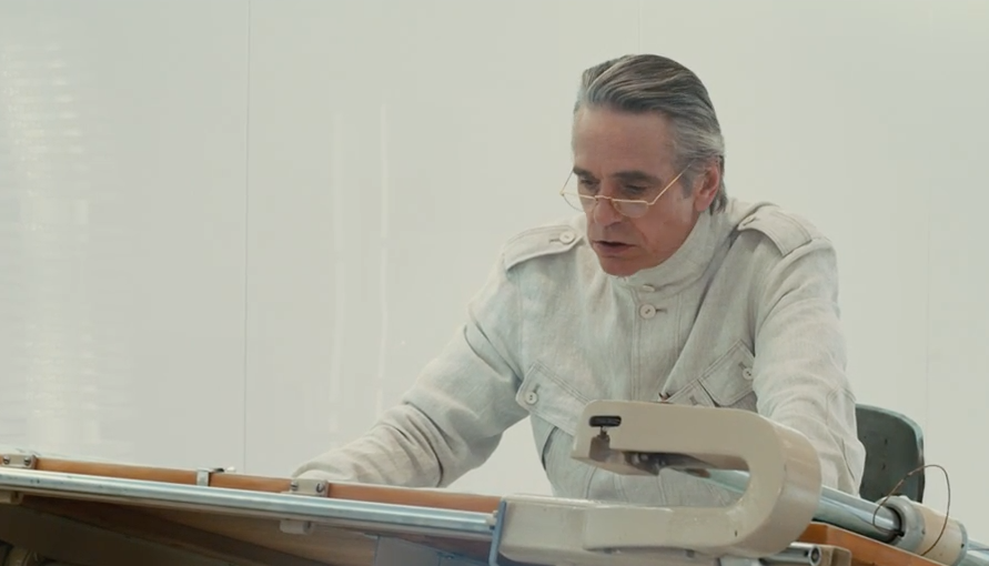 Jeremy Irons, High-Rise