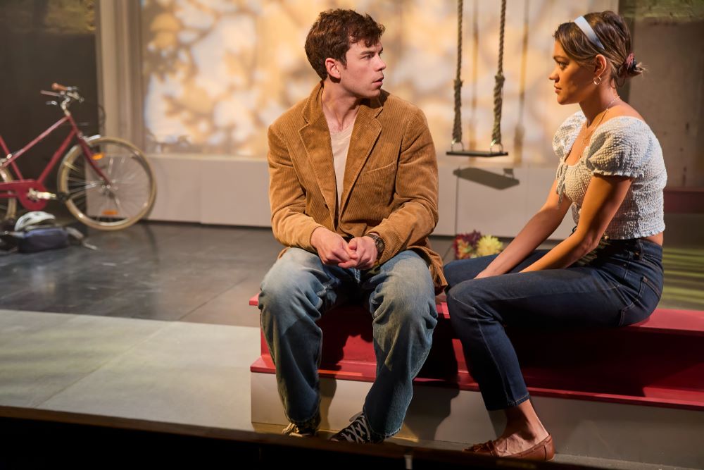 Luke Newton (L) and Carla Harrison-Hodge in 'The Shape of Things' at the Park Theatre