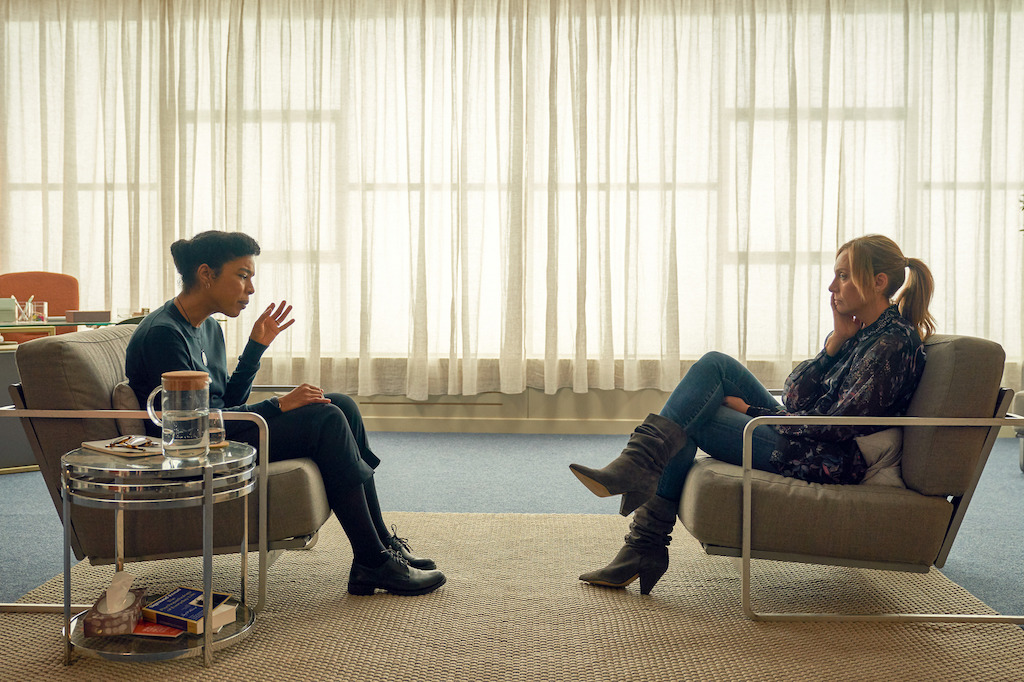 Sophie Okonedo and Toni Collette in Wanderlust