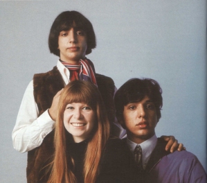 os_mutantes_young_trio