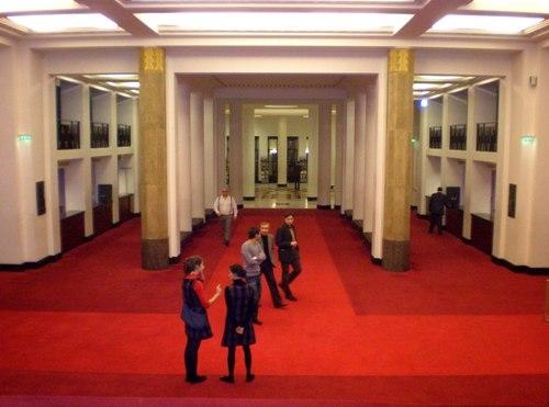 Waiting for the audience in the Salle Pleyel's Art Deco foyer