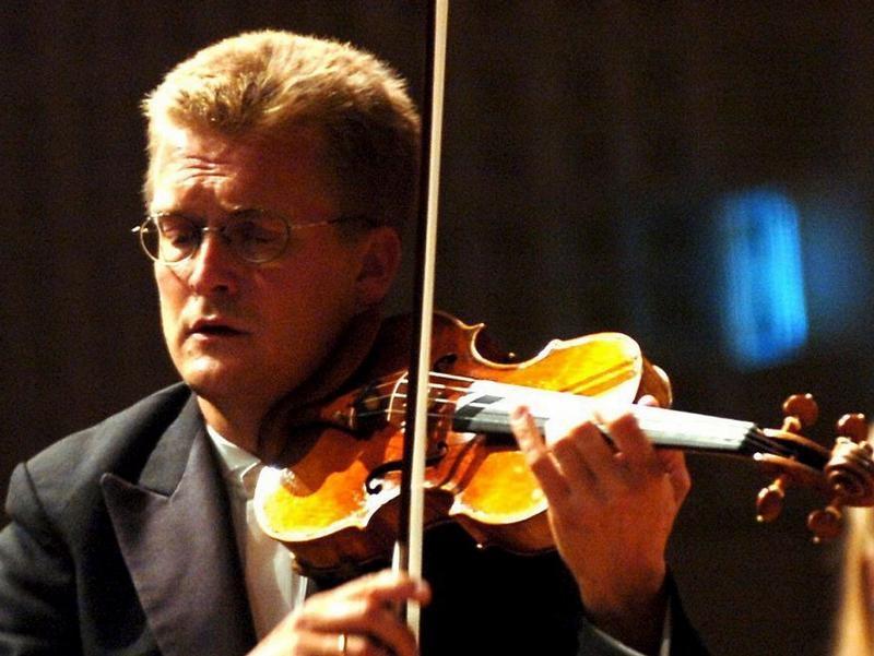 Christian Tetzlaff: 'with his light clean tone he sounded not like a celebrated soloist but a melder, a listener and a joiner-in'