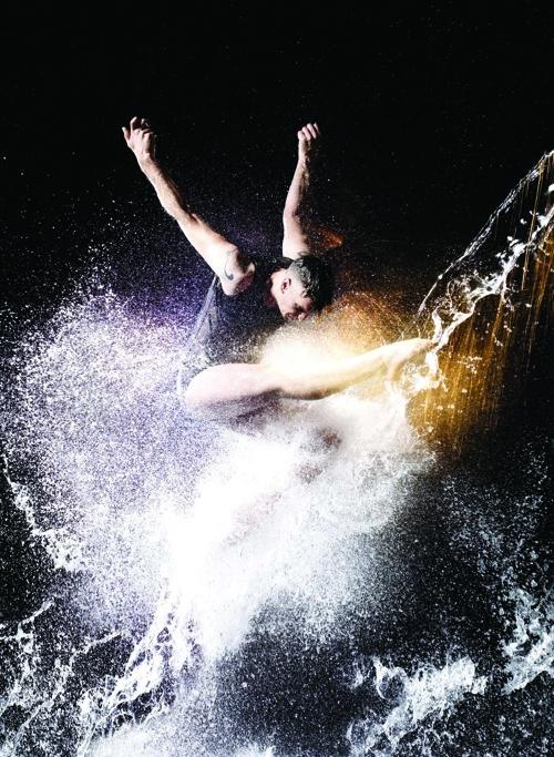 This picture is only a wish-list for choreography that doesn't attain its imagery 