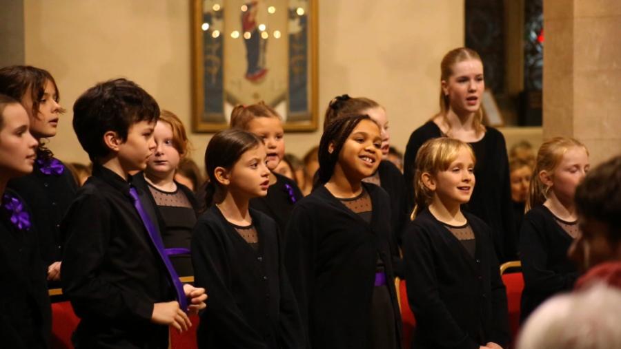 Youth choir in 'The Longest Night'