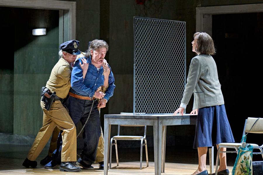 Scene from 'Dead Man Walking'