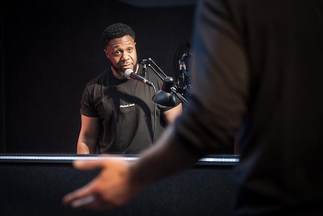 Jonathan Livingstone as Sid