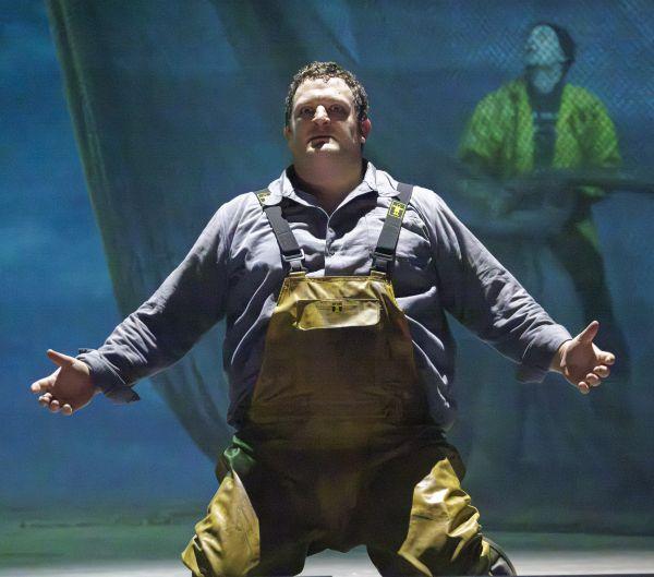 John Findon as Peter Grimes in Opera North's production of Peter Grimes cr James Glossop    
