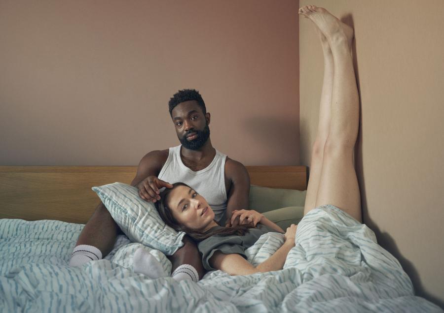 Paapa Essiedu as Stephen, Siobhàn Cullen as Lisa in Babies