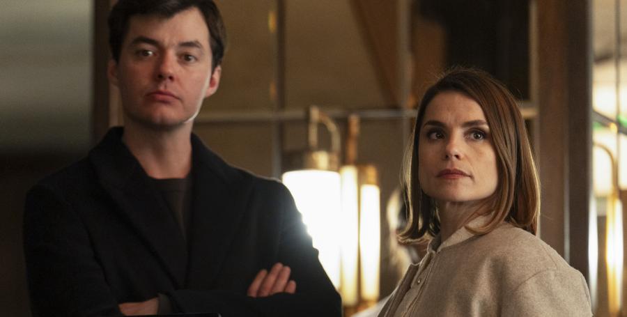 Jack Bannon as Dave, Charlotte Riley as Amanda