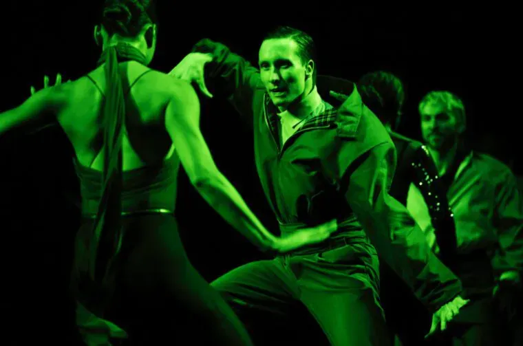 Hop(e) by (LA)HORDE. Photo Hugo Glendinning