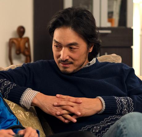 Takehiro Hira as Shinji